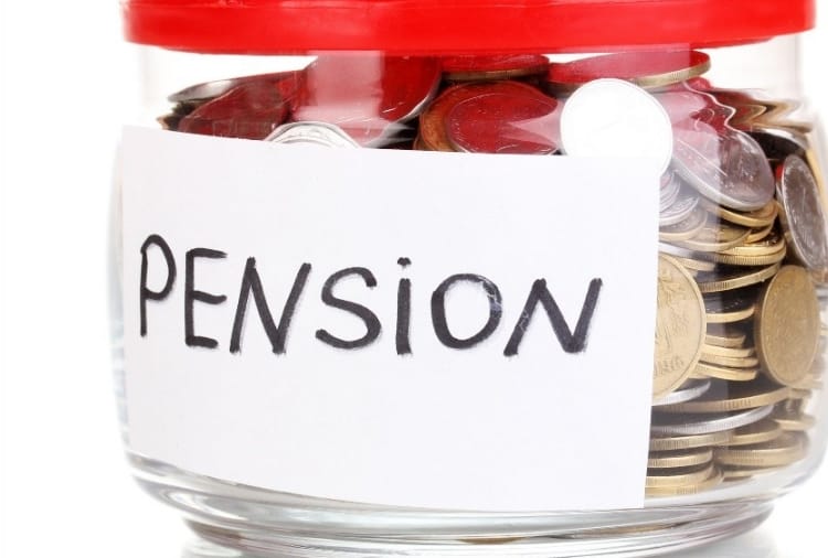 government employees will be on strike in spite of of government warning