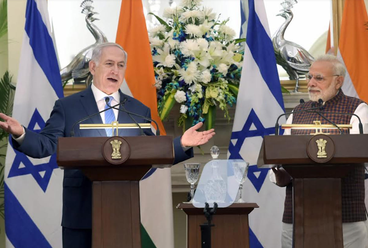Israeli pm Benjamin netanyahu on India and receives guard of honor visit pm modi hyderabad house
