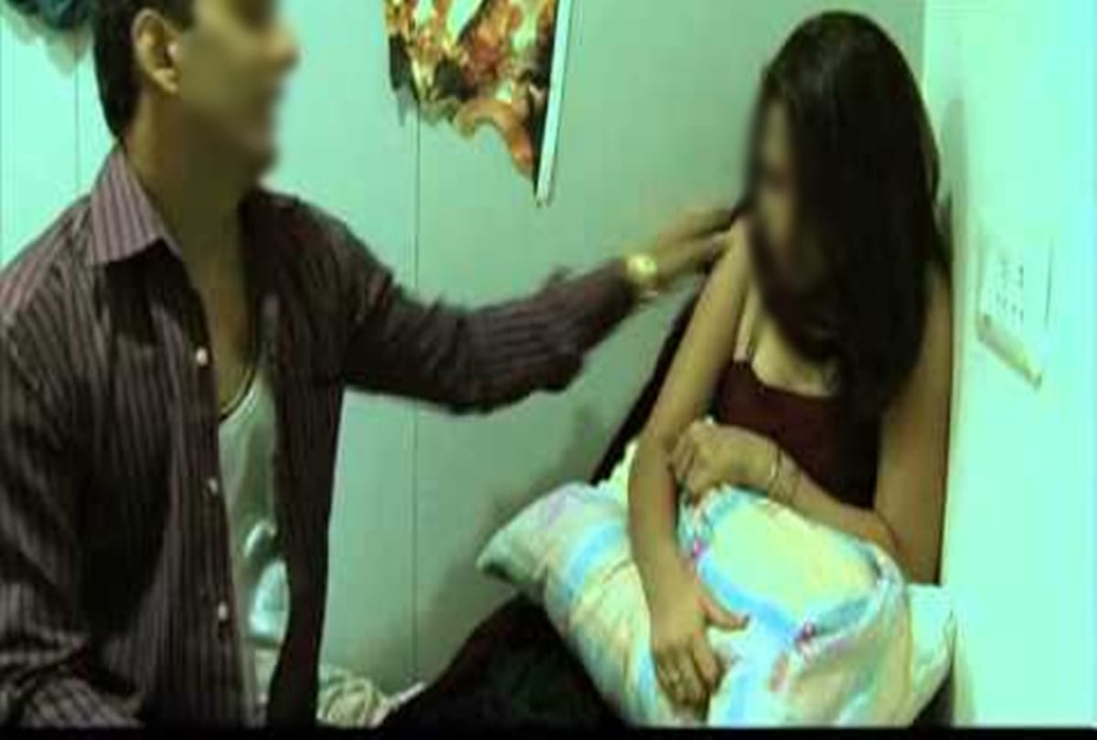 A KERALA GIRL GANGRAPED a police man also included