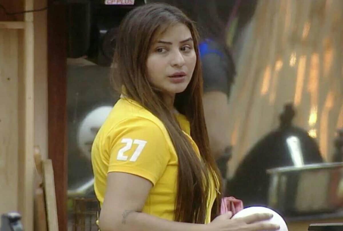 Bigg boss 11 in dressing sense too shilpa is more stylish than heena