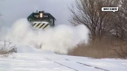 THESE TRAIN EASILY RUNS ON SNOW WATCH VIDEO