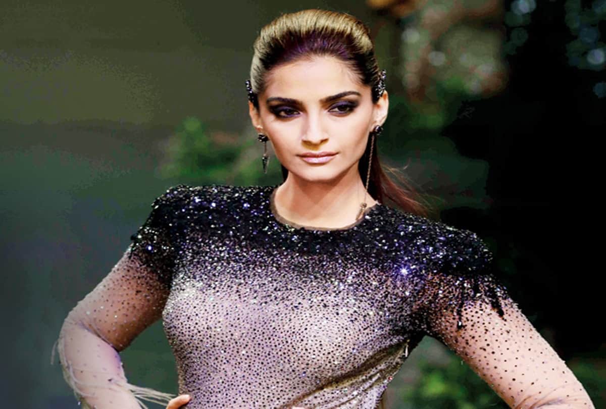 Sonam Kapoor says Why Is not Anyone Asking About Ranveer Singh And Ranbir Kapoor Marriage