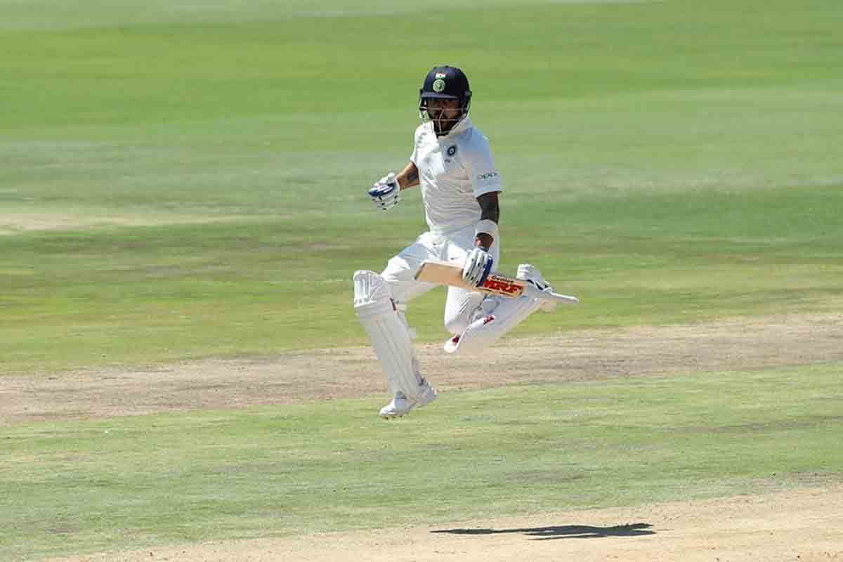 virat kohli abuses in front of murali vijay video gets viral