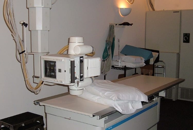 Life Saving Equipments in govt hospitals of himachal pradesh