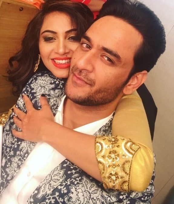 bigg boss 11 contestant Vikas Gupta to give his prize money to Arshi Khan and Jyoti Kumari