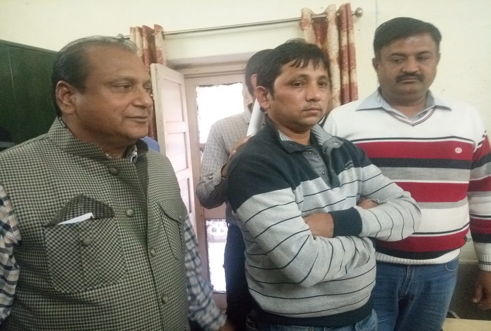 rajasthan jodhpur acb team arrested an engineer for asking 25k bribe from a factory owner 