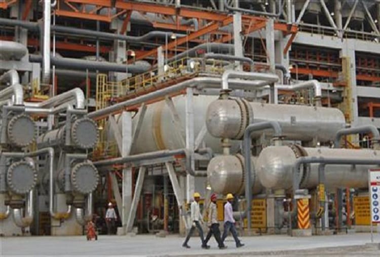 barmer oil refinery fact file from supply of crude oil to production 