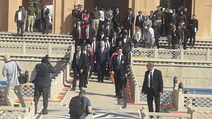 Israel PM benjamin netanyahu visiting taj mahal Agra