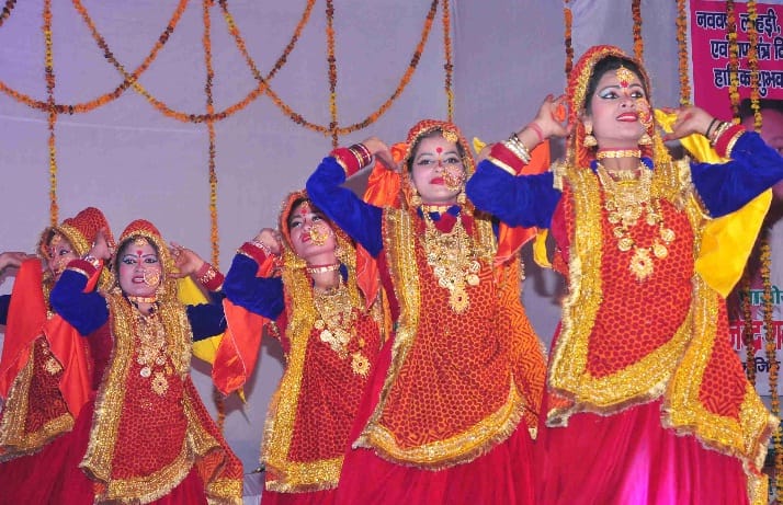 टनकपुर में पहाड़ की संस्कृति जीवंत