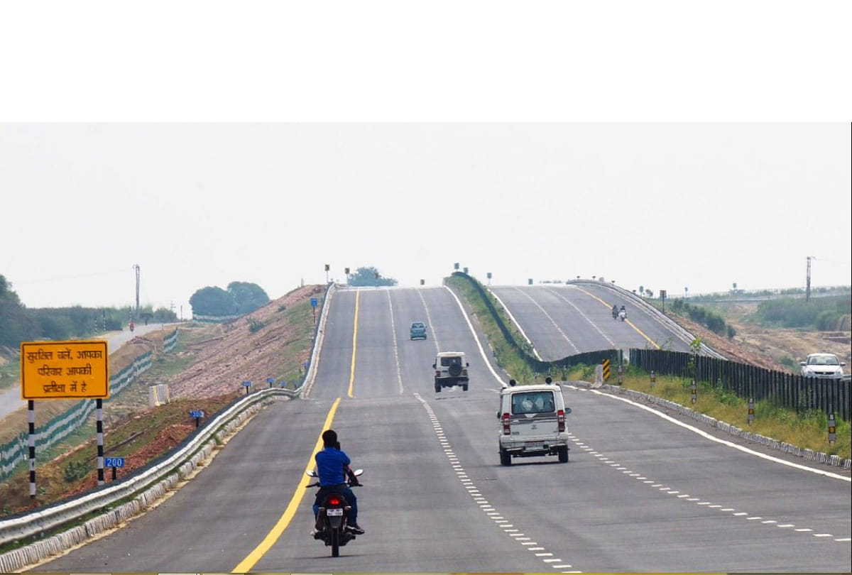 Agra Lucknow Expressway UP govt fixes toll rates