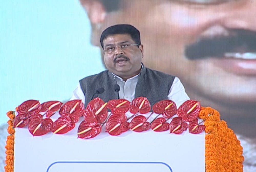 rajasthan barmer petroleum minister dharmendra pradhan addressed people of barmer 