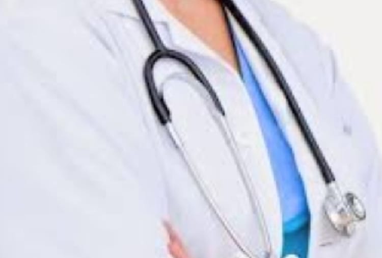 Delhi: Teenager infection with wrong stinging, case registered against doctor