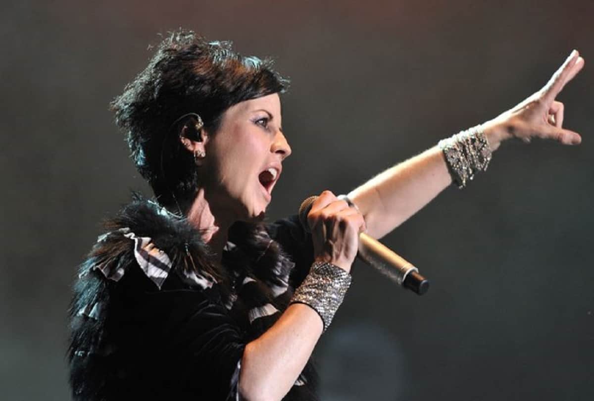 international singer dolores oriordan has died at the age of 46 in london