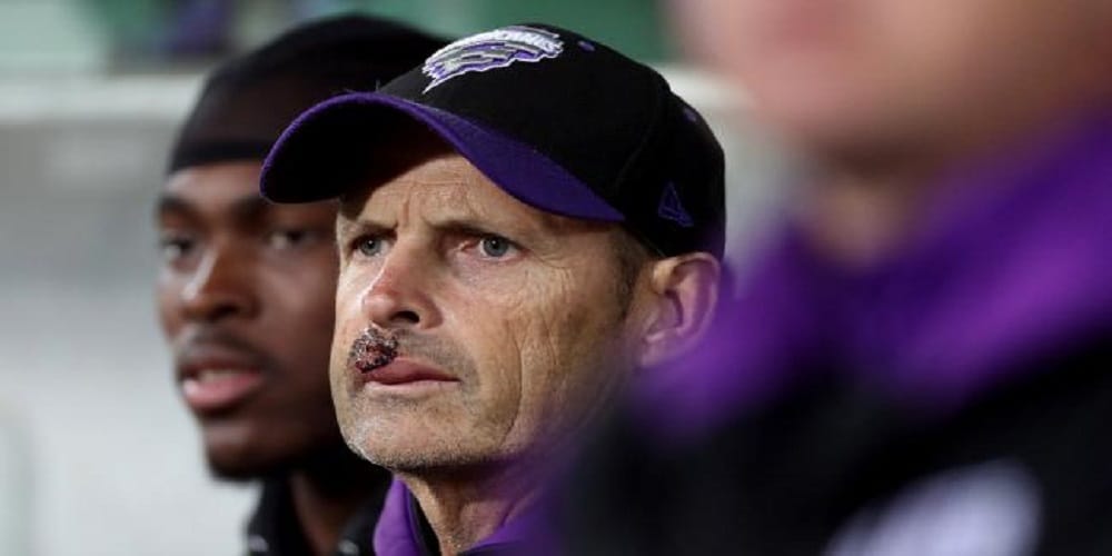 D'Arcy Short breaks gary Kirsten jaw