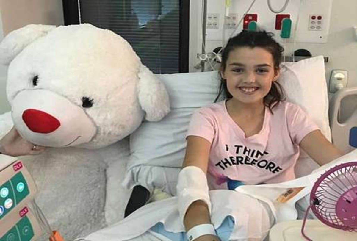 Eleven Year Old Girl Battles Ovarian Cancer 