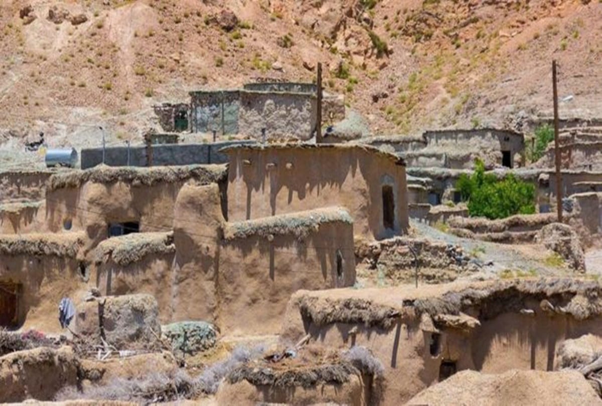 The Mysterious Village where people are too small 