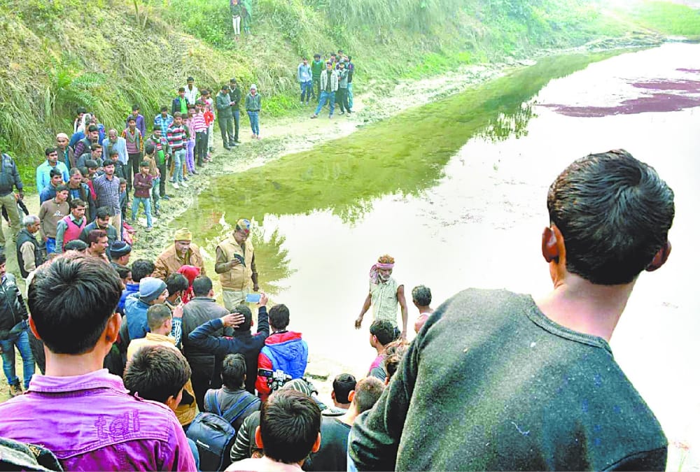 ट्रिपल मर्डर मामला: नंबर प्लेट पर 'पुलिस' लिख एसयूवी से ढोए थे तीनों शव