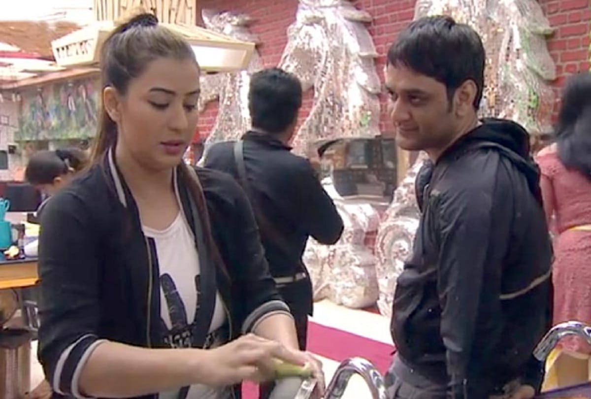 bigg boss ex contestant vikas gupta takes shilpa shinde on casting couch