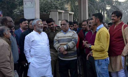 state minister Swatantra Dev Singh reach cantt roadways depot