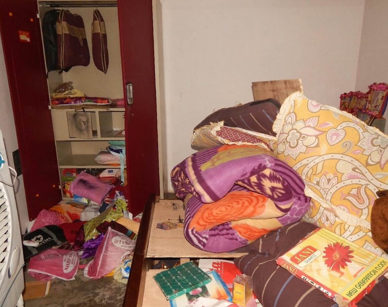 Theft of the administrative officer's house