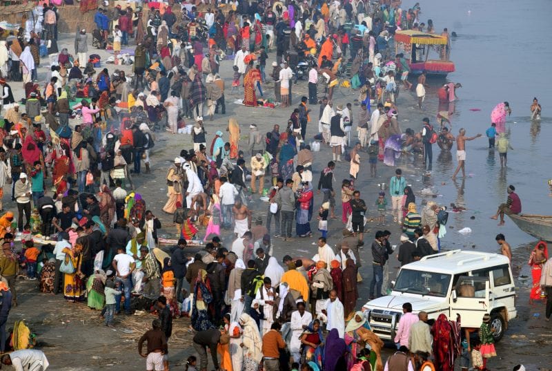 मौनी अमावस्या पर उमड़ा श्रद्धालुओं का सैलाब