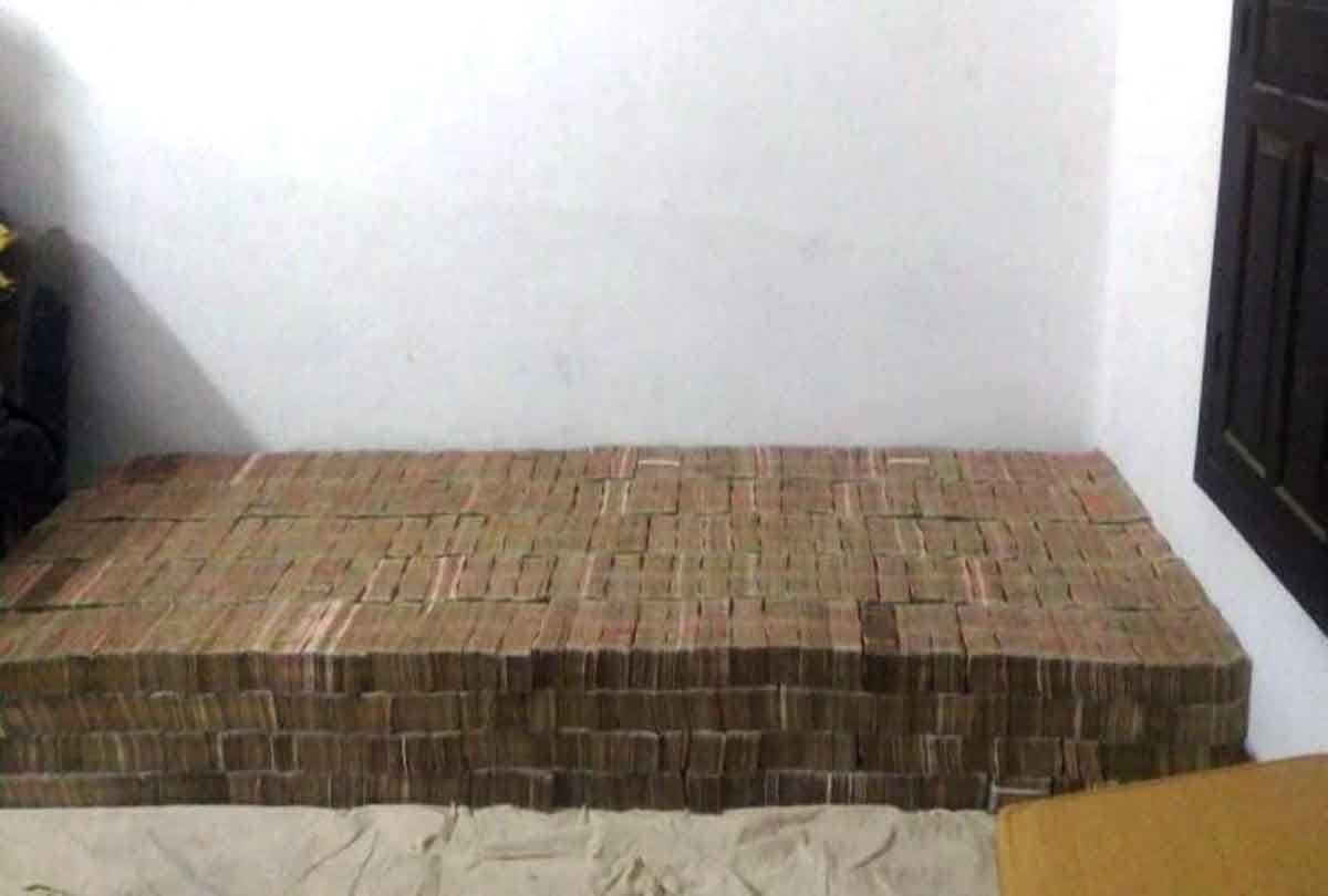 Demonetised notes worth Rs 96 crore found in Kanpur