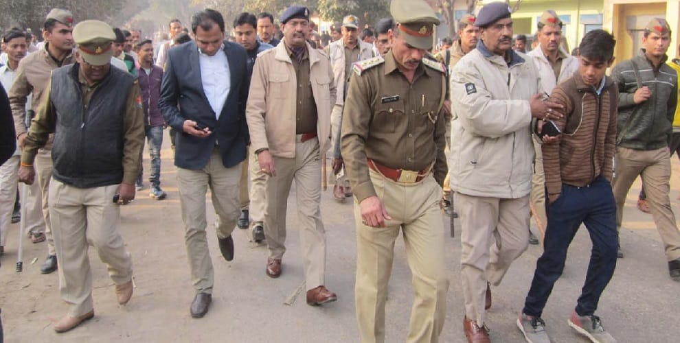 Ethnic conflict in Meerut, firing, 8 injured including women 