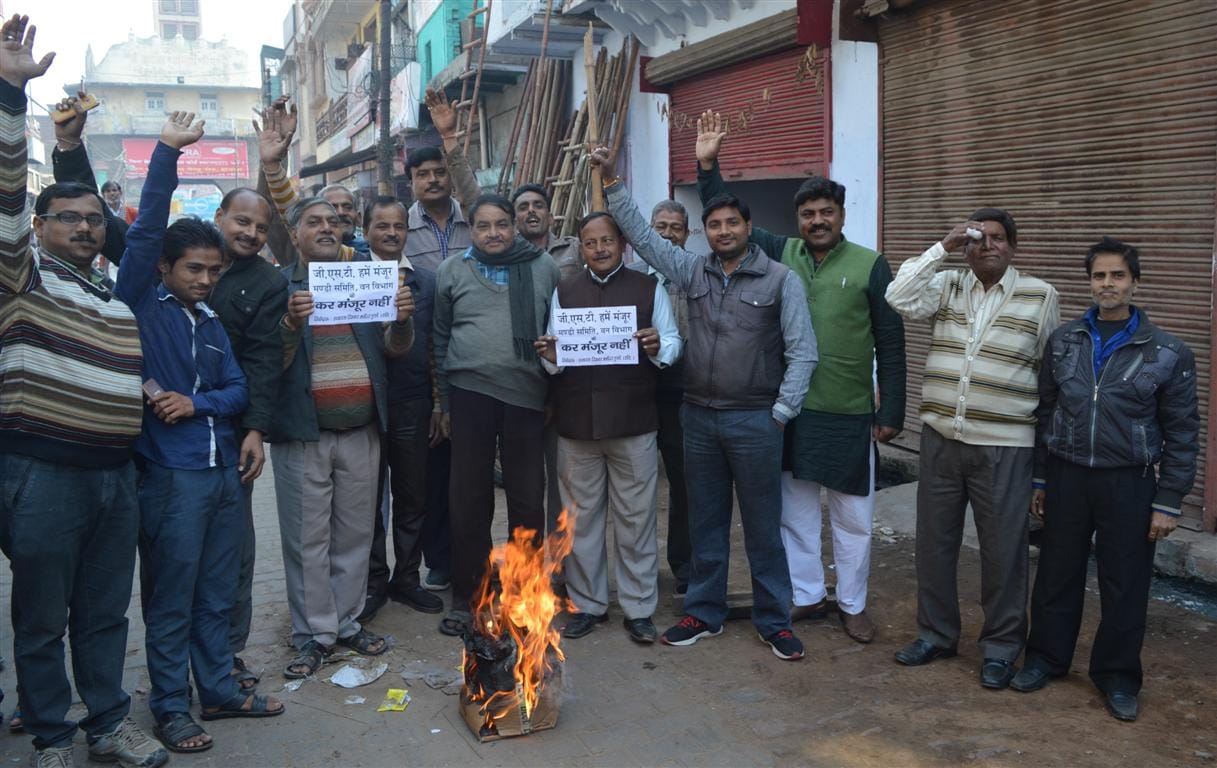 Timber businessmen blast Mandi committee on clutter