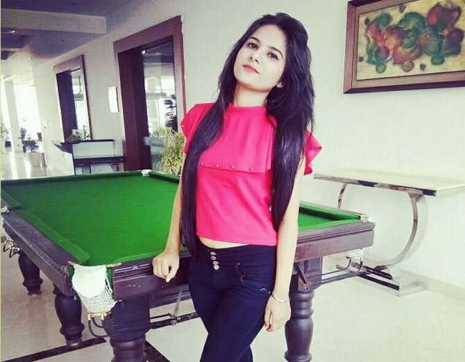 akanksha Bohta video viral on youtube, Behan Bhai Ki School Life 