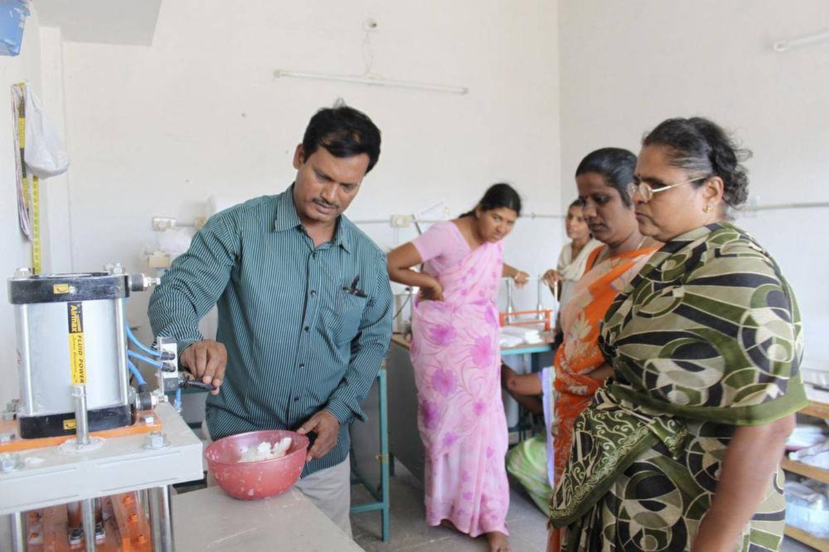the real hero of akshay kumar movie padman arunachalam muruganantham