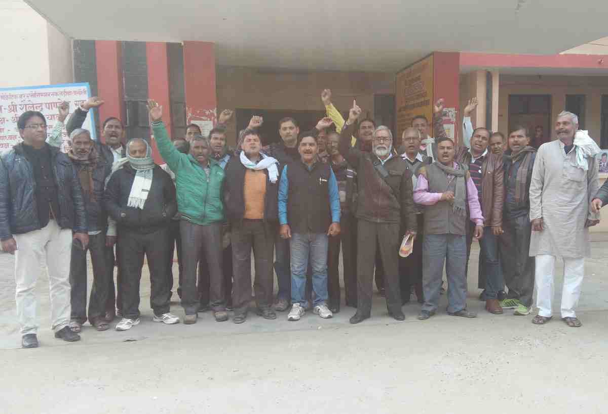case registered against 36 amin in chandauli