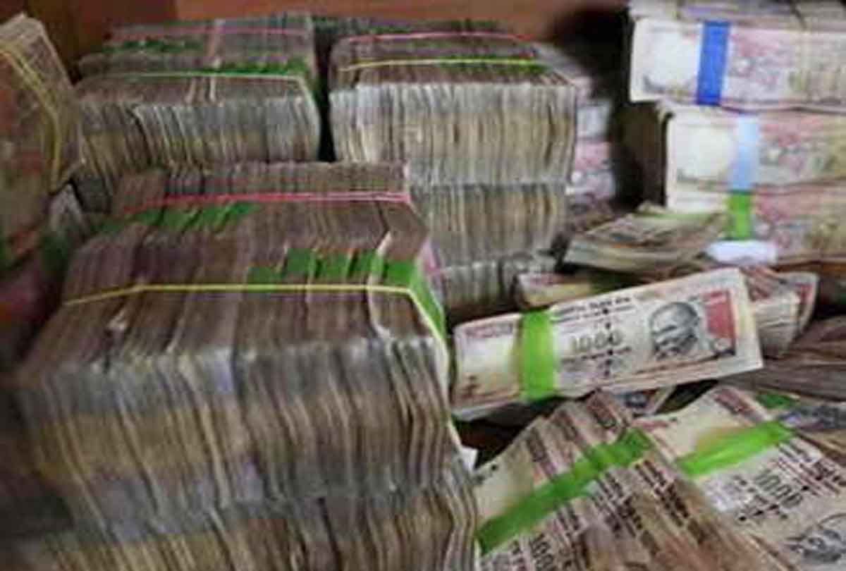 Demonetised notes worth Rs 96 crore found in Kanpur