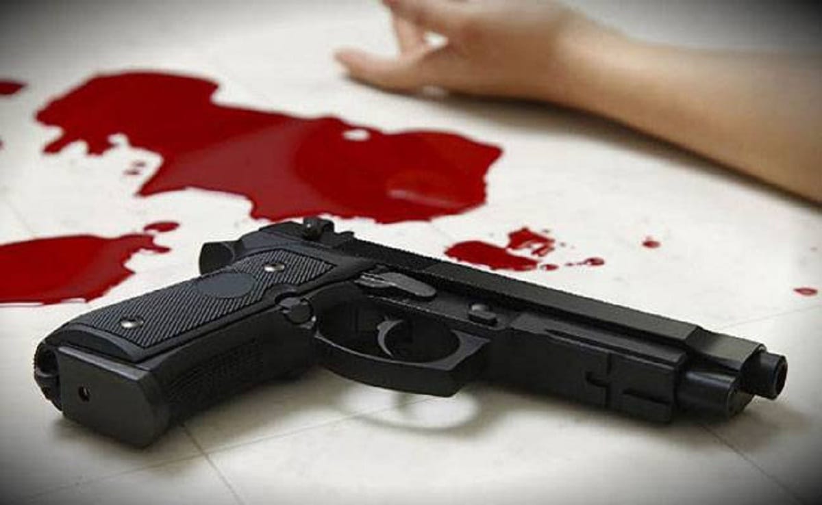 ASI shoot three people in pune of maharashtra