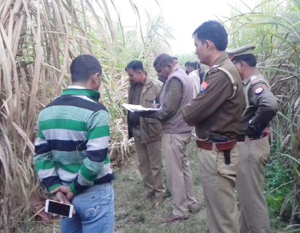 a young man murder and then body thrown into the farm in Moradabad of Uttar Pradesh