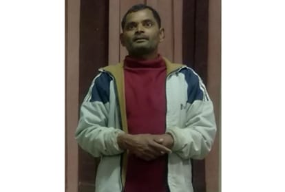 man who thrown his daughters from running train accepts his crime.
