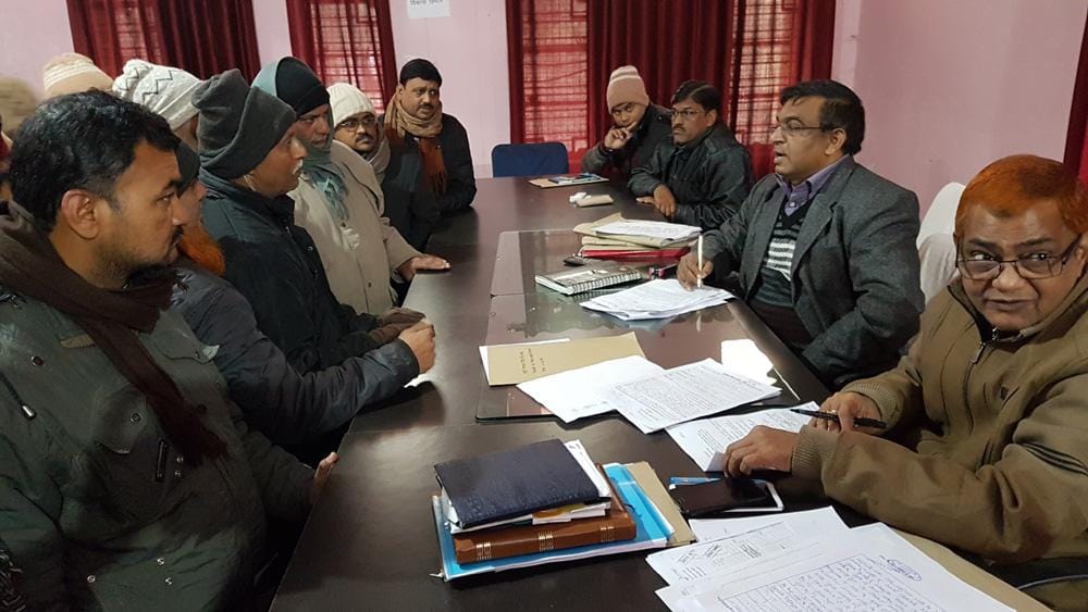 Non-spot prevents the wages of thirteen officials