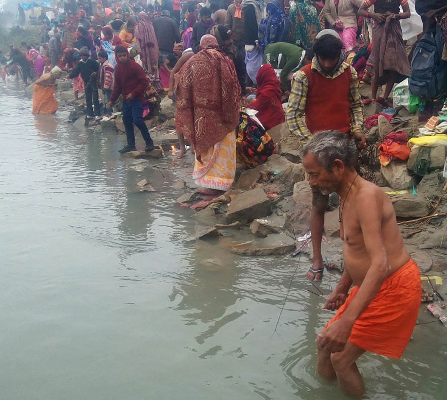  Dip the faith of the devotees.