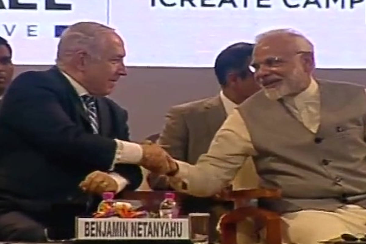 LIVE updates: PM modi and Israel PM Benjamin netnayahu road show in Ahmedabad 