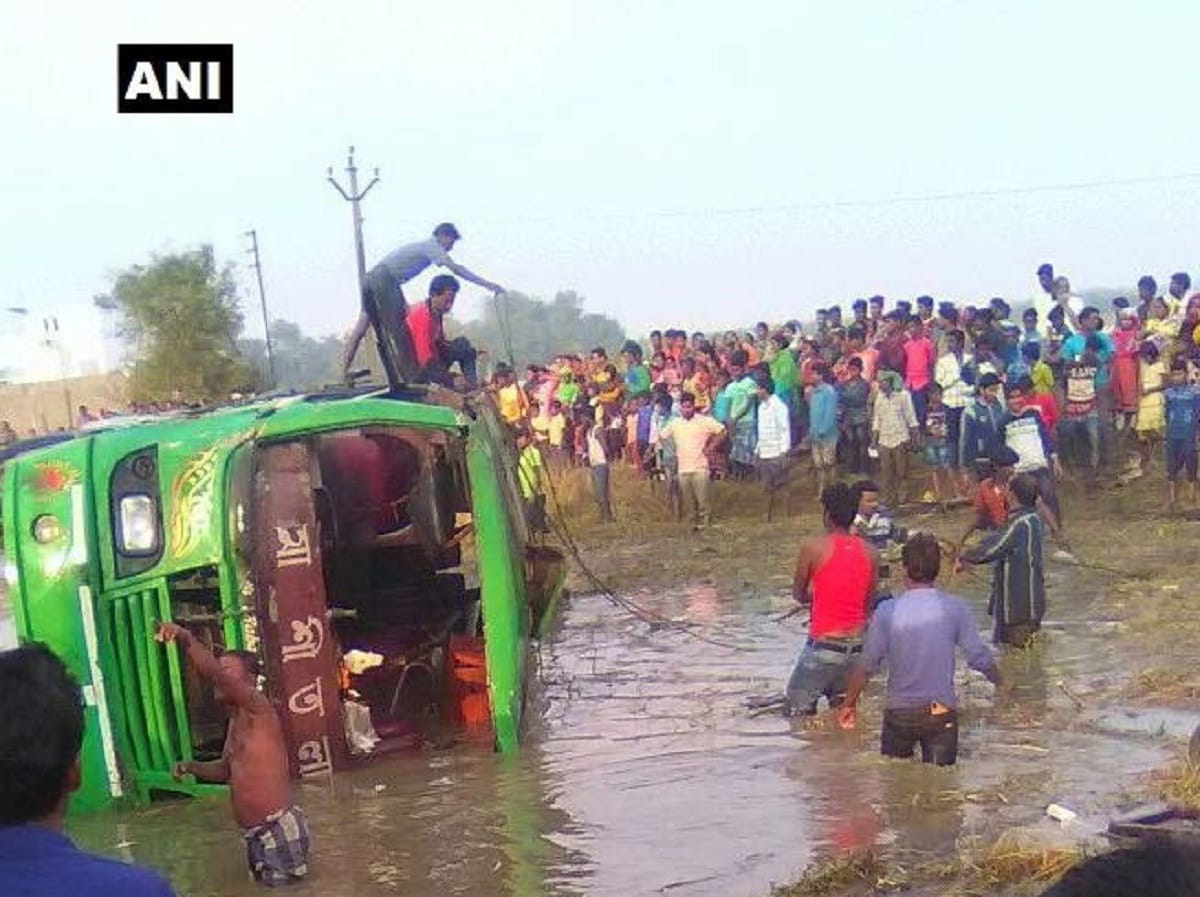 Seven killed, 22 critically injured in road accident in West Bengal