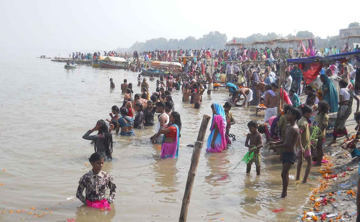 sawan amawasya today people ready for holy dip in ganga