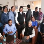 चुनाव के दौरान आरसीए कार्यालय में मौजूद पदाधिकारी