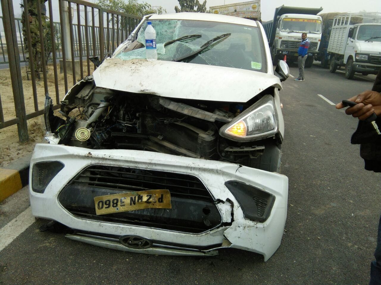 four truck collide due to fog in shaheed path