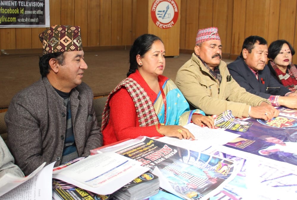 mother is seeking votes for son victory