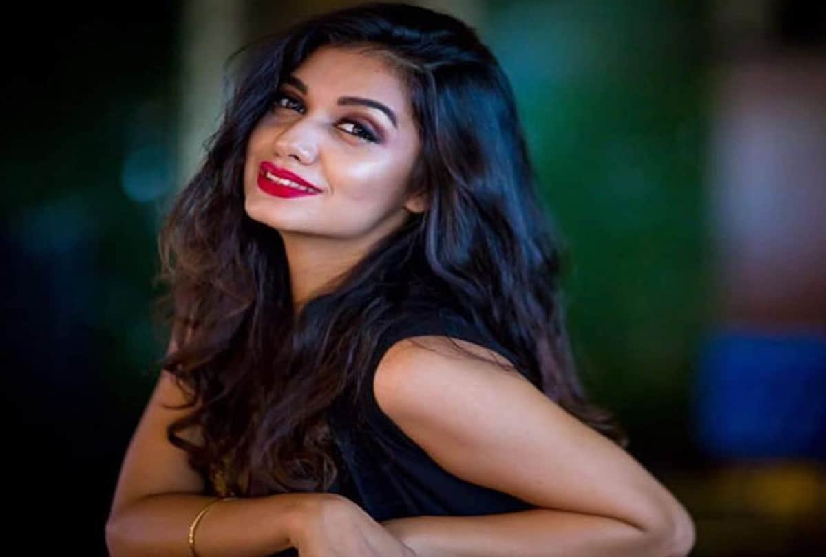 Divya Agarwal danced in MTV Box Cricket League