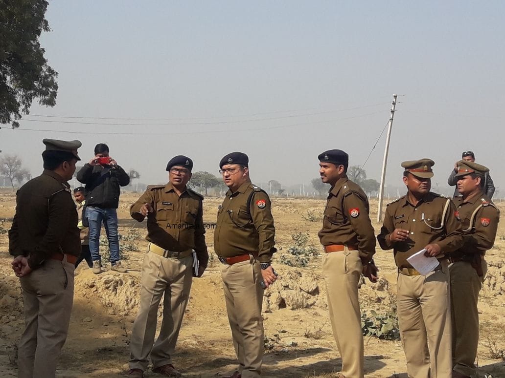 पीरनिगाह में एसपी दिवाकर शर्मा के नेतृत्व में दबिश
