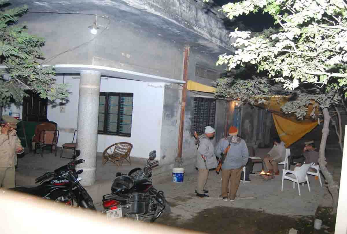 banned Notes in Kanpur home