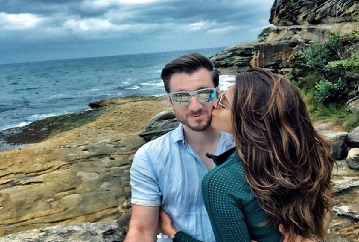 shama sikander include five tv actress who kissed their partner publically
