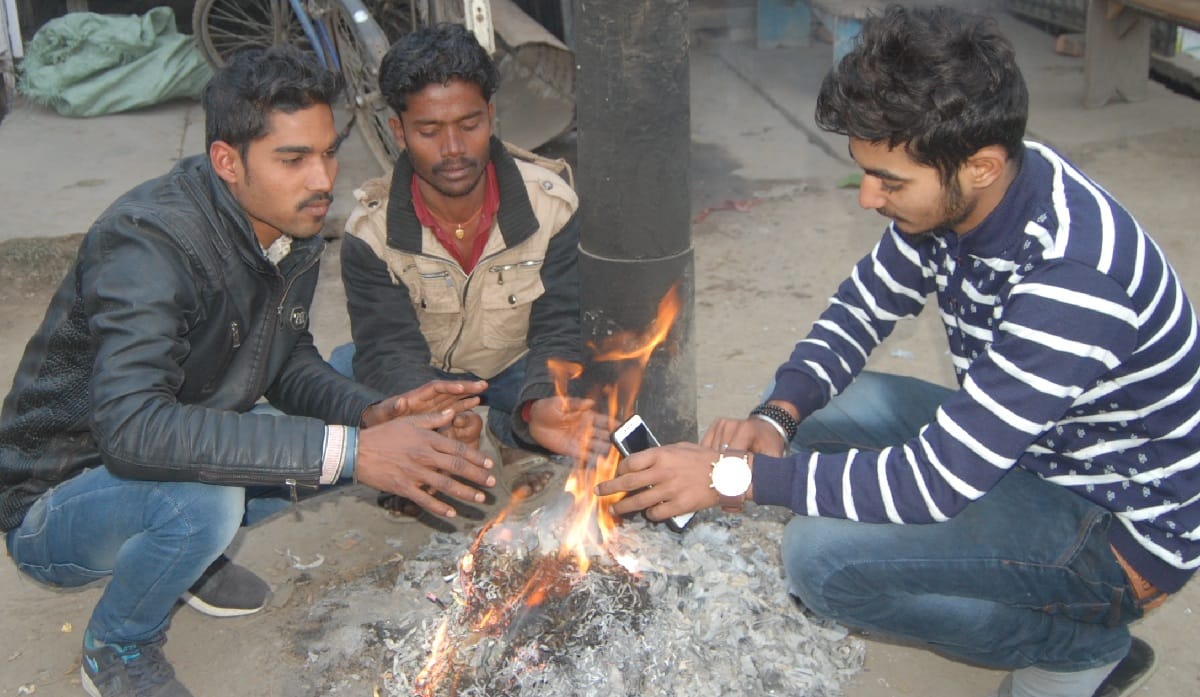 एक दिन की धूप के बाद फिर बढ़ी गलन