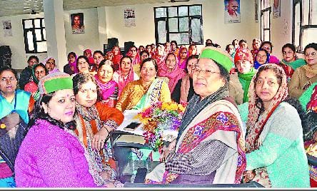 महिला कांग्रेस का मंथन, हार छोड़ लोस चुनावों के लिए कसेें कमर