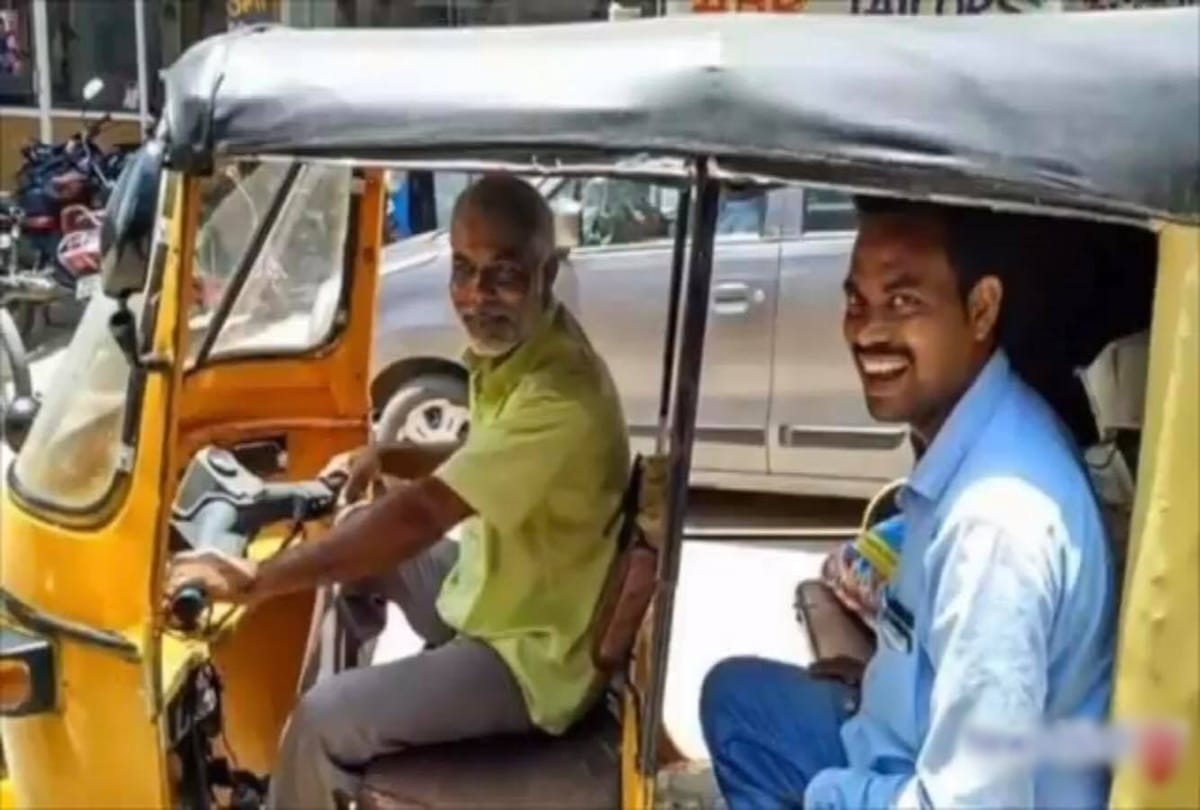Video being viral of A man who look like Narendra Modi 